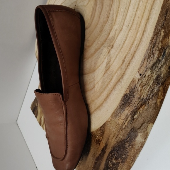 Born Brown Leather Loafers, Size 8M - Picture 9 of 10